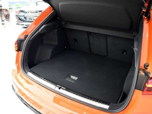 アウディ ＲＳ　Ｑ３ ２．５ ４ＷＤ R3年 (関東) 99