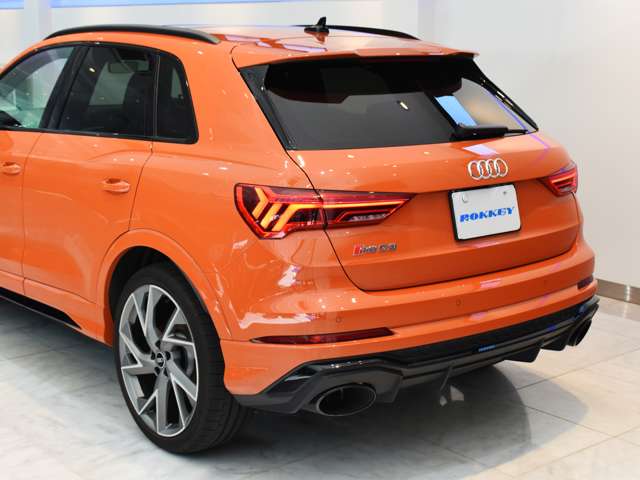 アウディ ＲＳ　Ｑ３ ２．５ ４ＷＤ R3年 (関東) 99