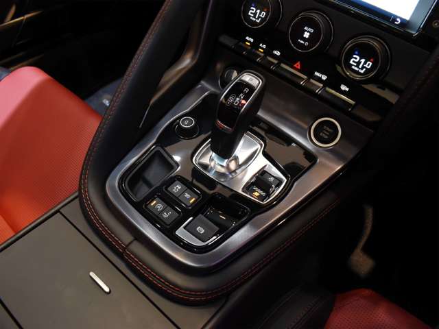 ジャガー Ｆタイプ Ｒ ５．０Ｌ Ｐ５５０ ＡＷＤ H30年 (関東) 99