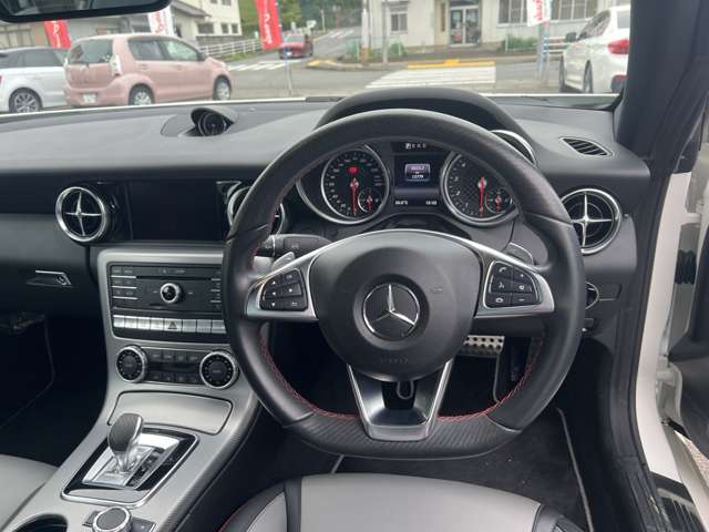 メルセデスベンツ ＳＬＣクラス １８０ スポーツ レッドアート エディション H29年 (九州・沖縄) 99