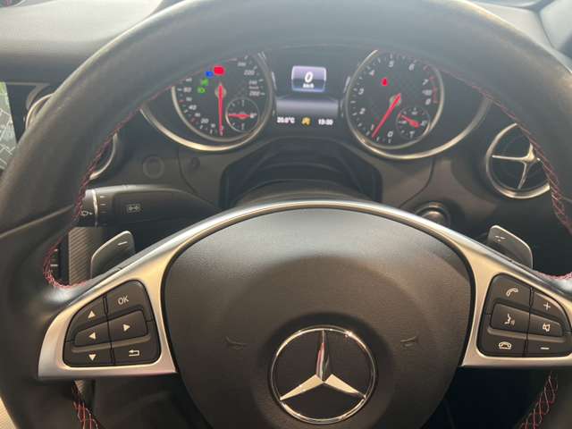 メルセデスベンツ ＳＬＣクラス １８０ スポーツ レッドアート エディション H29年 (九州・沖縄) 99