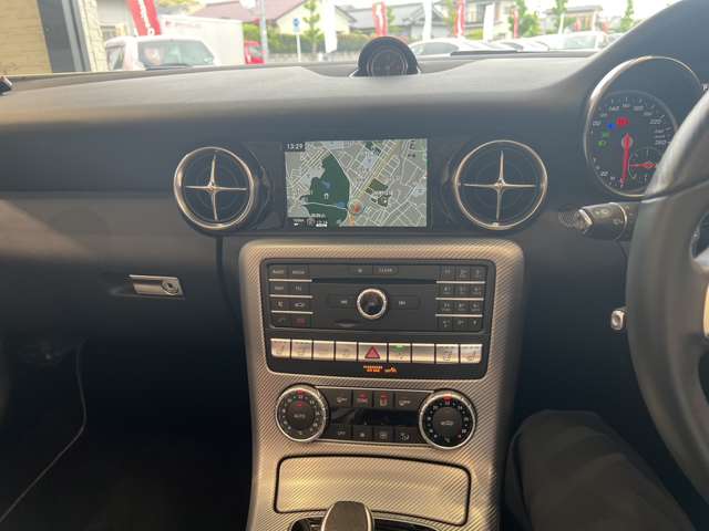 メルセデスベンツ ＳＬＣクラス １８０ スポーツ レッドアート エディション H29年 (九州・沖縄) 99