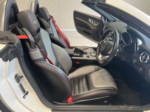 メルセデスベンツ ＳＬＣクラス １８０ スポーツ レッドアート エディション H29年 (九州・沖縄) 99