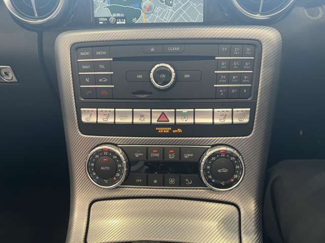 メルセデスベンツ ＳＬＣクラス １８０ スポーツ レッドアート エディション H29年 (九州・沖縄) 99