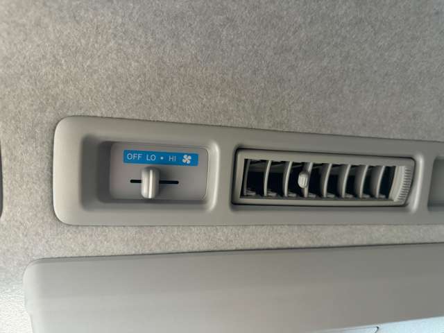 トヨタ ハイエースワゴン ２．７ ＧＬ ロング ミドルルーフ ４ＷＤ R4年 (東北) 99