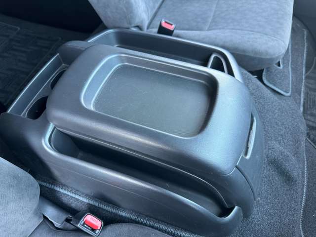 トヨタ ハイエースワゴン ２．７ ＧＬ ロング ミドルルーフ ４ＷＤ R4年 (東北) 99