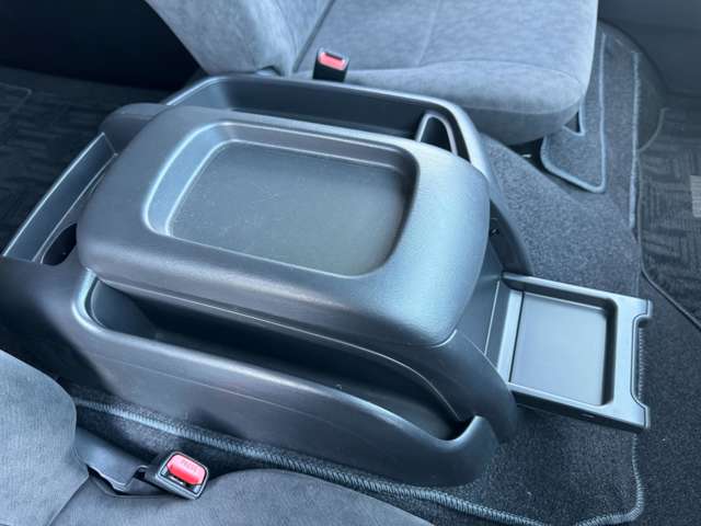 トヨタ ハイエースワゴン ２．７ ＧＬ ロング ミドルルーフ ４ＷＤ R4年 (東北) 99