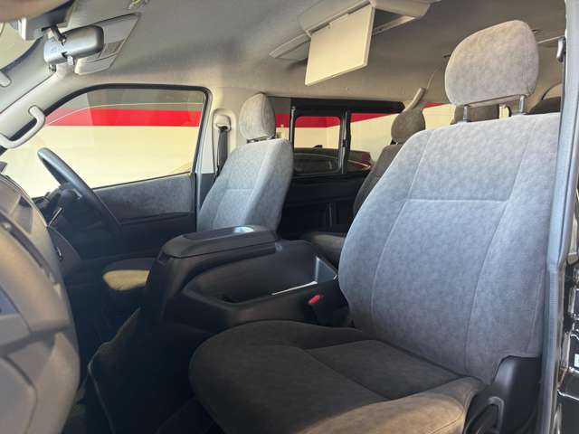 トヨタ ハイエースワゴン ２．７ ＧＬ ロング ミドルルーフ ４ＷＤ R4年 (東北) 99