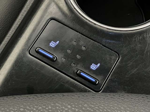 トヨタ カムリ ２．５ ＷＳ ブラック エディション Ｅ－ＦＯＵＲ ４ＷＤ R2年 (北海道) 99