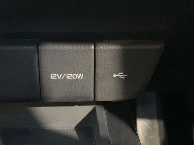 トヨタ カムリ ２．５ ＷＳ ブラック エディション Ｅ－ＦＯＵＲ ４ＷＤ R2年 (北海道) 99