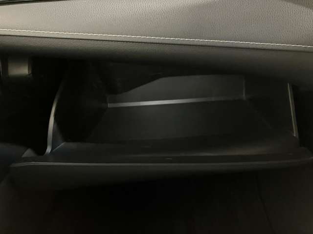 トヨタ カムリ ２．５ ＷＳ ブラック エディション Ｅ－ＦＯＵＲ ４ＷＤ R2年 (北海道) 99