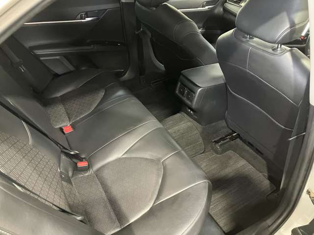 トヨタ カムリ ２．５ ＷＳ ブラック エディション Ｅ－ＦＯＵＲ ４ＷＤ R2年 (北海道) 99