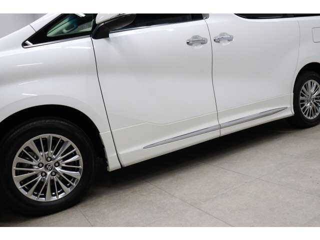 トヨタ アルファード　ハイブリッド ハイブリッド ２．５ ＳＲ Ｃパッケージ Ｅ－ＦＯＵＲ ４ＷＤ R5年 (東海) 99