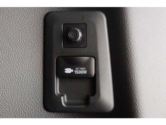 トヨタ アルファード　ハイブリッド ハイブリッド ２．５ ＳＲ Ｃパッケージ Ｅ－ＦＯＵＲ ４ＷＤ R5年 (東海) 99