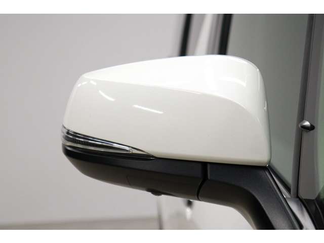 トヨタ アルファード　ハイブリッド ハイブリッド ２．５ ＳＲ Ｃパッケージ Ｅ－ＦＯＵＲ ４ＷＤ R5年 (東海) 99