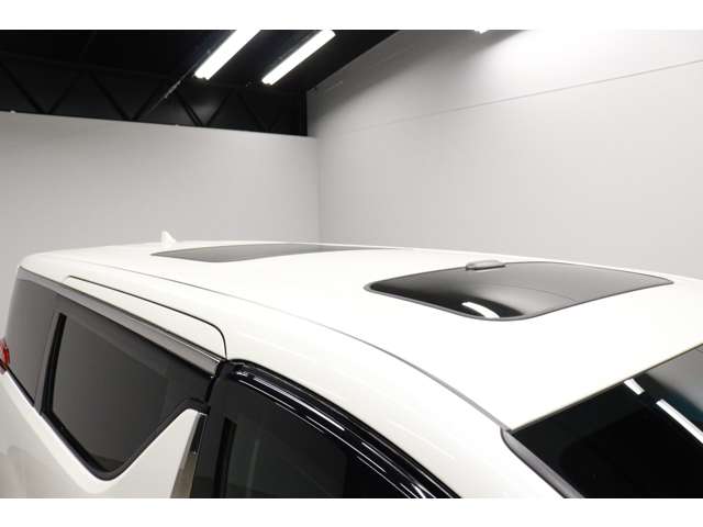 トヨタ アルファード　ハイブリッド ハイブリッド ２．５ ＳＲ Ｃパッケージ Ｅ－ＦＯＵＲ ４ＷＤ R5年 (東海) 99