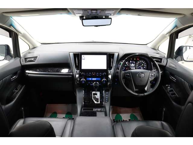 トヨタ アルファード　ハイブリッド ハイブリッド ２．５ ＳＲ Ｃパッケージ Ｅ－ＦＯＵＲ ４ＷＤ R5年 (東海) 99
