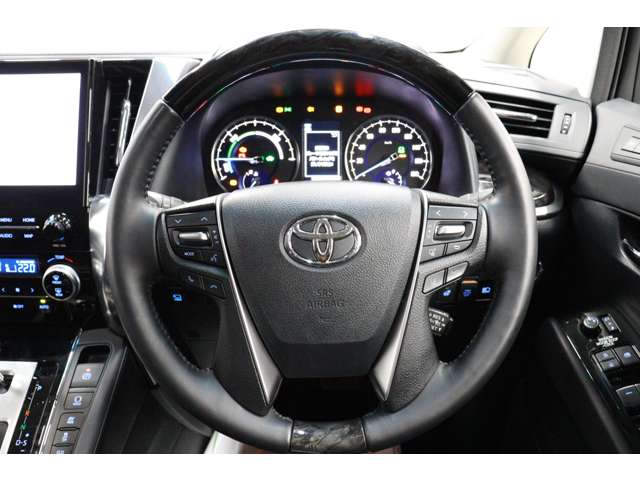 トヨタ アルファード　ハイブリッド ハイブリッド ２．５ ＳＲ Ｃパッケージ Ｅ－ＦＯＵＲ ４ＷＤ R5年 (東海) 99