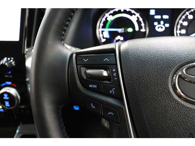 トヨタ アルファード　ハイブリッド ハイブリッド ２．５ ＳＲ Ｃパッケージ Ｅ－ＦＯＵＲ ４ＷＤ R5年 (東海) 99