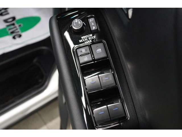 トヨタ アルファード　ハイブリッド ハイブリッド ２．５ ＳＲ Ｃパッケージ Ｅ－ＦＯＵＲ ４ＷＤ R5年 (東海) 99