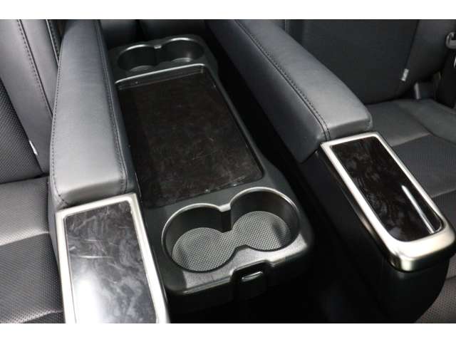 トヨタ アルファード　ハイブリッド ハイブリッド ２．５ ＳＲ Ｃパッケージ Ｅ－ＦＯＵＲ ４ＷＤ R5年 (東海) 99