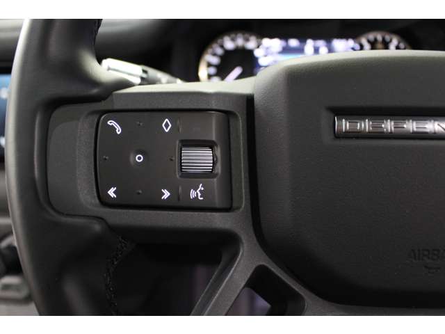 ランドローバー ディフェンダー １１０ Ｘダイナミック ＳＥ ３．０Ｌ Ｄ３００ ディーゼルターボ ４ＷＤ R4年 (北海道) 99