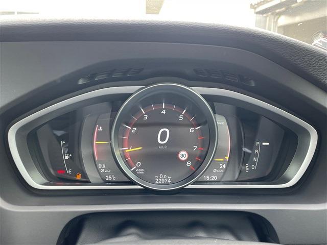 ボルボ Ｖ４０クロスカントリー Ｔ５ ＡＷＤ サマム ４ＷＤ H28年 (東北) 99