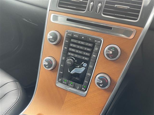 ボルボ ＸＣ６０ Ｄ４　クラシック H29年 (東北) 99