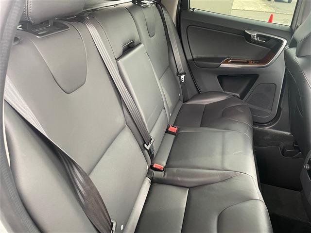 ボルボ ＸＣ６０ Ｄ４　クラシック H29年 (東北) 99