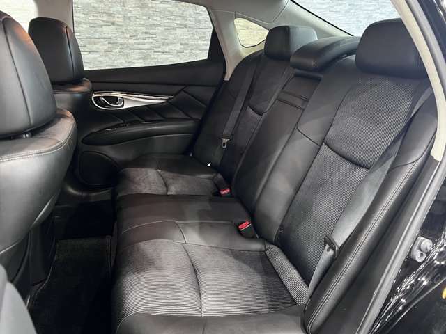 日産 フーガ ２．５ ２５０ＧＴ Ａパッケージ H25年 (関東) 99