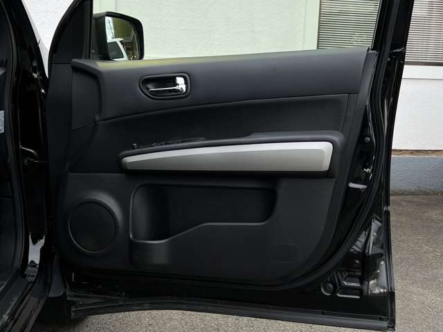 日産 エクストレイル ２．０ ２０Ｘ ４ＷＤ H24年 (関東) 99