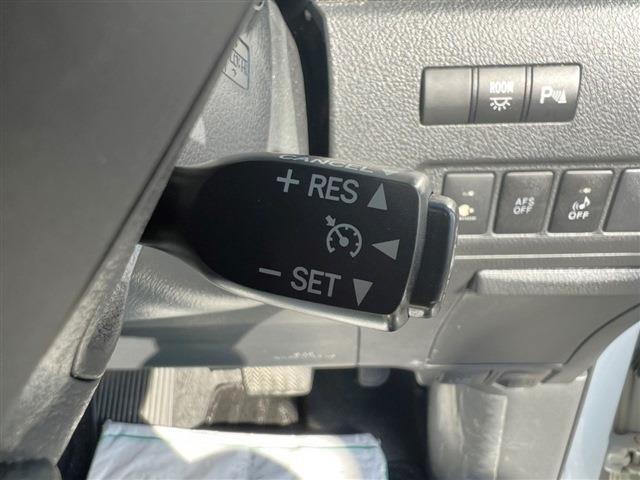 トヨタ アルファード　ハイブリッド ２．４ ＳＲ ４ＷＤ H24年 (関東) 99