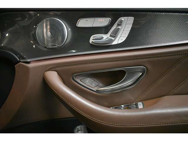 メルセデスＡＭＧ Ｅクラス Ｅ４３ ４マチック ４ＷＤ H29年 (関東) 99