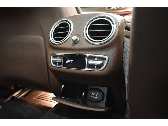 メルセデスＡＭＧ Ｅクラス Ｅ４３ ４マチック ４ＷＤ H29年 (関東) 99