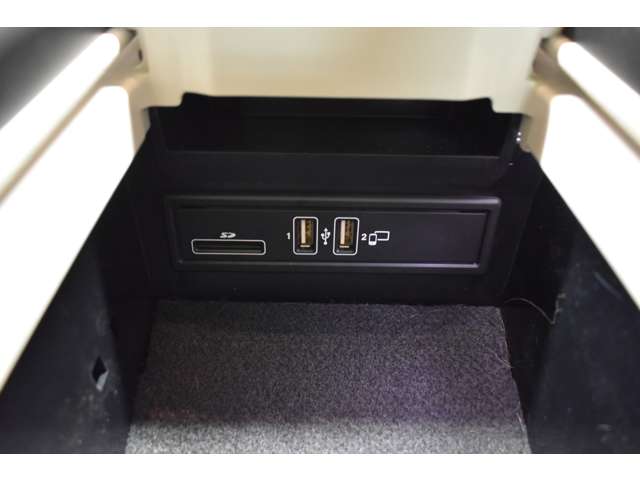 メルセデスベンツ Ｅクラスワゴン Ｅ４５０ ４マチック エクスクルーシブ ４ＷＤ H30年 (関東) 99