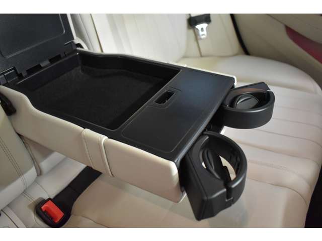 メルセデスベンツ Ｅクラスワゴン Ｅ４５０ ４マチック エクスクルーシブ ４ＷＤ H30年 (関東) 99