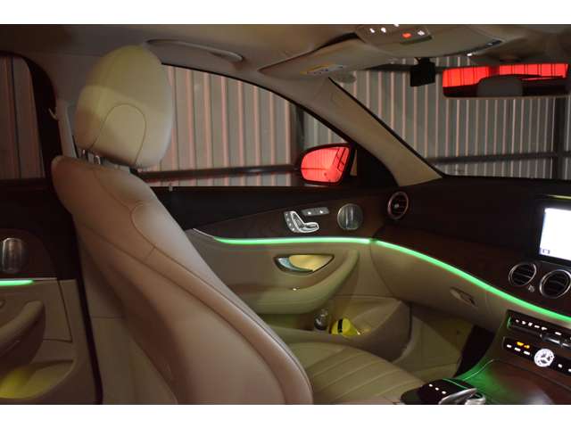 メルセデスベンツ Ｅクラスワゴン Ｅ４５０ ４マチック エクスクルーシブ ４ＷＤ H30年 (関東) 99