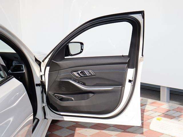 ＢＭＷ ３シリーズ ３１８ｉ　Ｍスポーツ R3年 (関東) 99