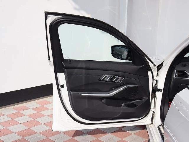 ＢＭＷ ３シリーズ ３１８ｉ　Ｍスポーツ R3年 (関東) 99