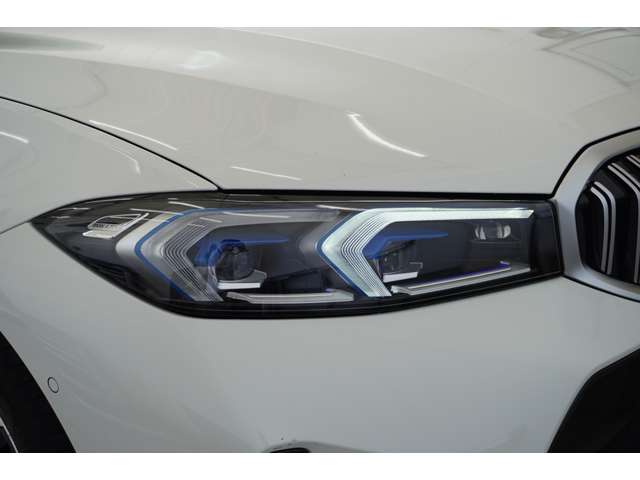 ＢＭＷ ３シリーズ ３２０ｉ　Ｍスポーツ R5年 (近畿) 99