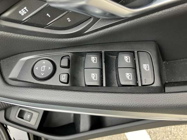 ＢＭＷ ３シリーズ ３２０Ｄ Ｘドライブ Ｍスポーツ ディーゼルターボ ４ＷＤ R1年 (近畿) 99