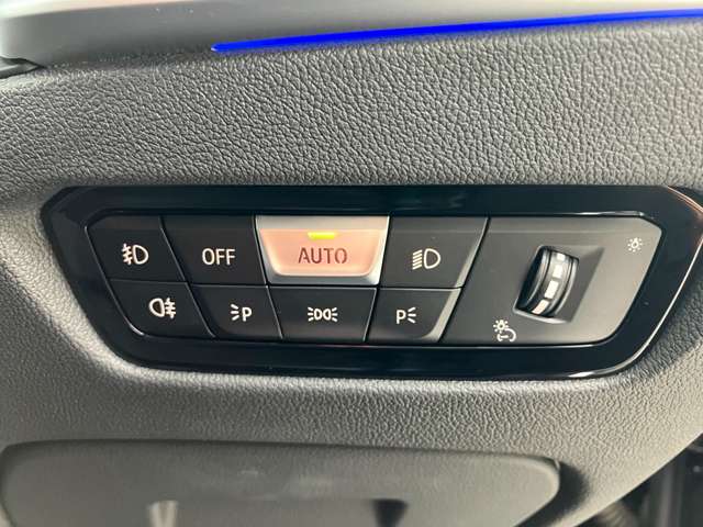 ＢＭＷ ３シリーズ ３２０Ｄ Ｘドライブ Ｍスポーツ ディーゼルターボ ４ＷＤ R1年 (近畿) 99