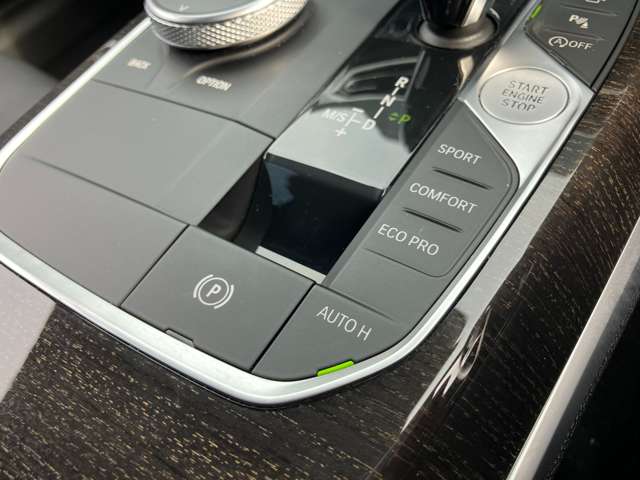 ＢＭＷ ３シリーズ ３２０Ｄ Ｘドライブ Ｍスポーツ ディーゼルターボ ４ＷＤ R1年 (近畿) 99