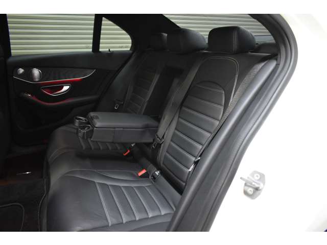 メルセデスベンツ Ｃクラス Ｃ２００ ４マチック アバンギャルド ＡＭＧライン ４ＷＤ R1年 (関東) 99