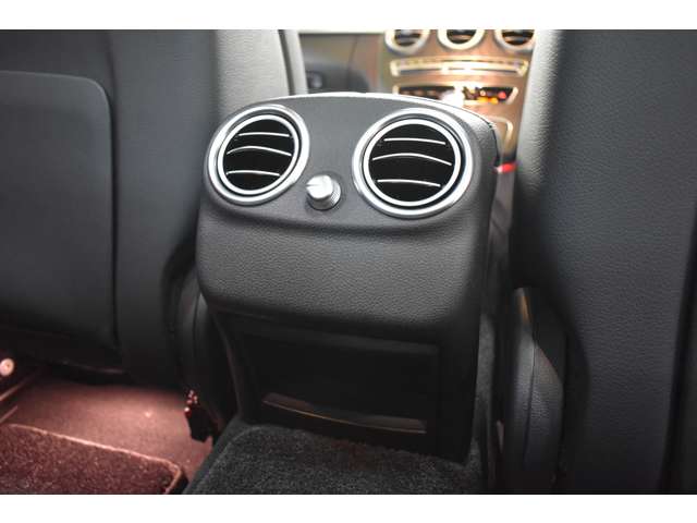 メルセデスベンツ Ｃクラス Ｃ２００ ４マチック アバンギャルド ＡＭＧライン ４ＷＤ R1年 (関東) 99