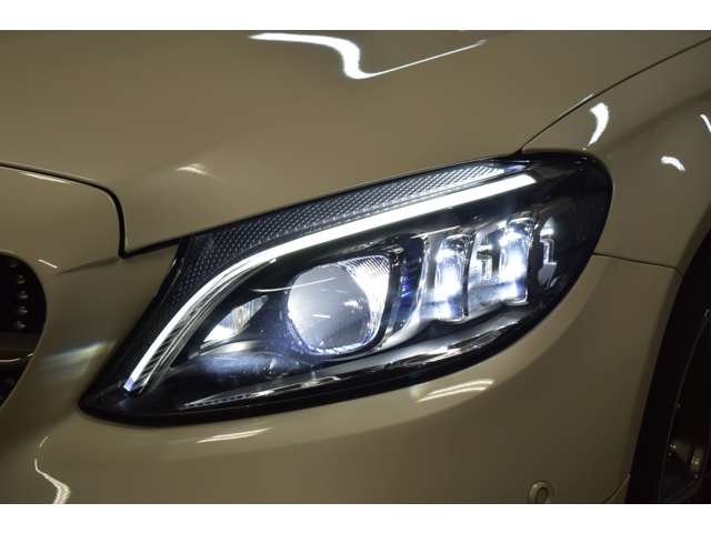 メルセデスベンツ Ｃクラス Ｃ２００ ４マチック アバンギャルド ＡＭＧライン ４ＷＤ R1年 (関東) 99