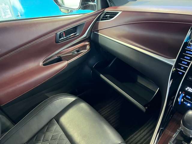 トヨタ ハリアー ２．０ プレミアム H26年 (東北) 99