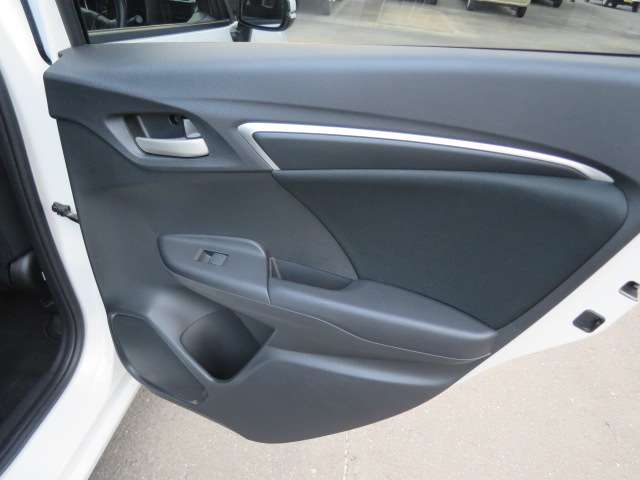 ホンダ フィット １．３ １３Ｇ Ｌ ホンダセンシング H30年 (関東) 99