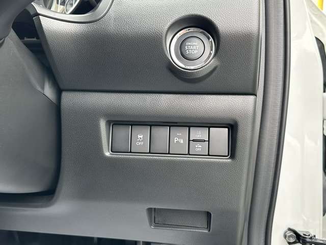 スズキ スイフト スポーツ １．４ R5年 (東海) 99