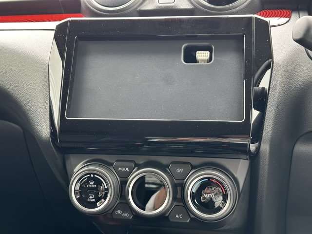 スズキ スイフト スポーツ １．４ R5年 (東海) 99